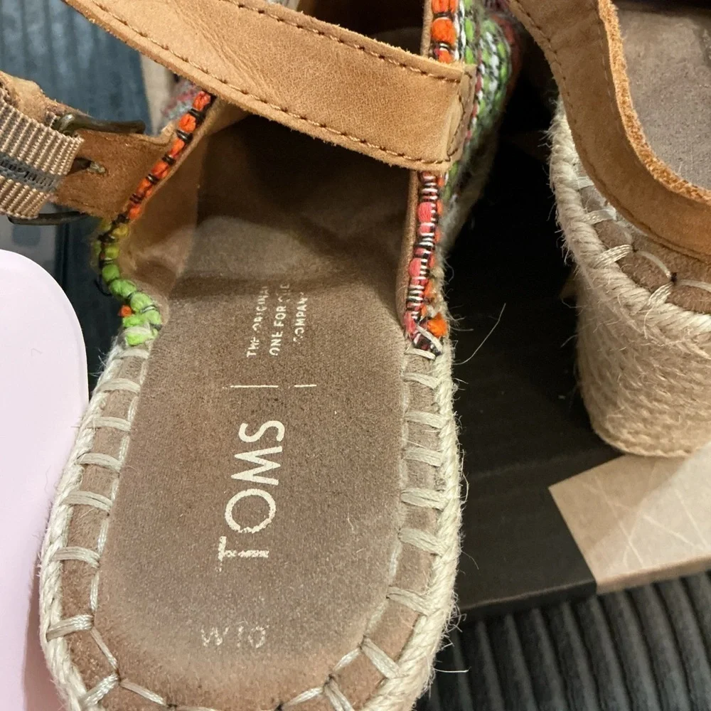 Toms Multicolor Woven Espadrille Wedge Sandals, size 10